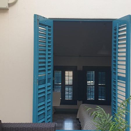 Hotel Hostal Chic Sant Feliu de Guíxols Oda fotoğraf