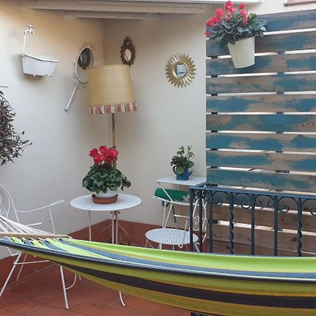 Hotel Hostal Chic Sant Feliu de Guíxols Oda fotoğraf