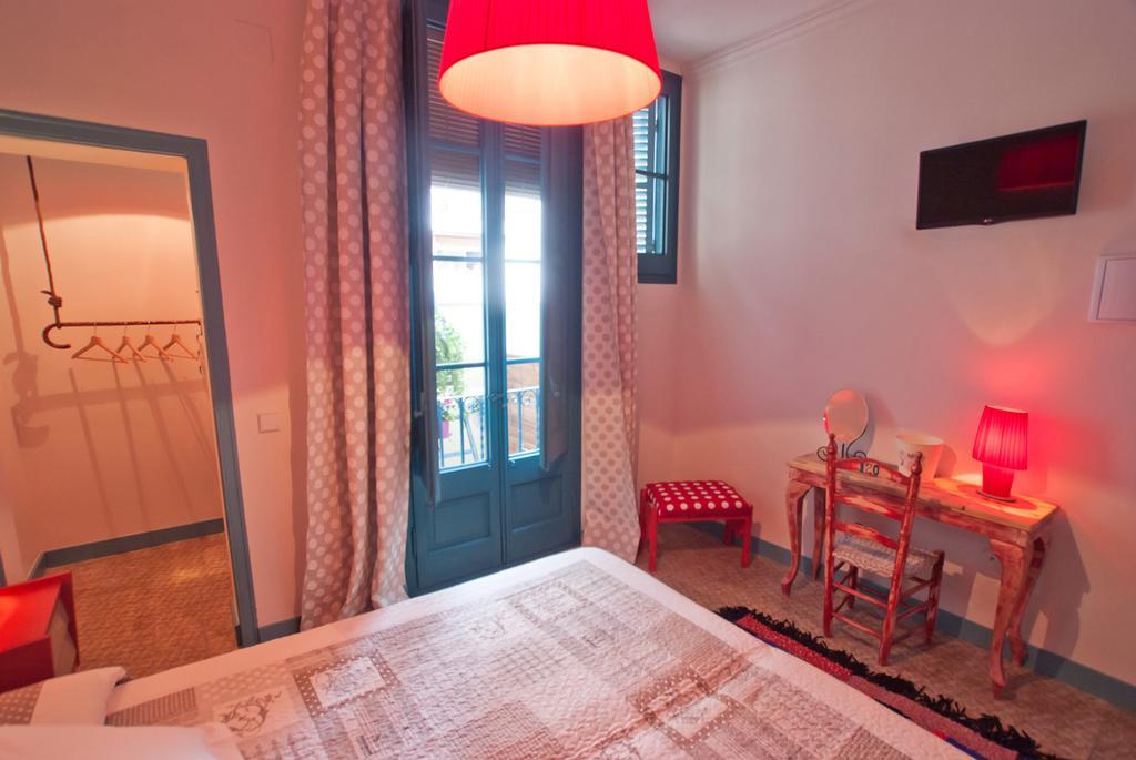 Hotel Hostal Chic Sant Feliu de Guíxols Oda fotoğraf