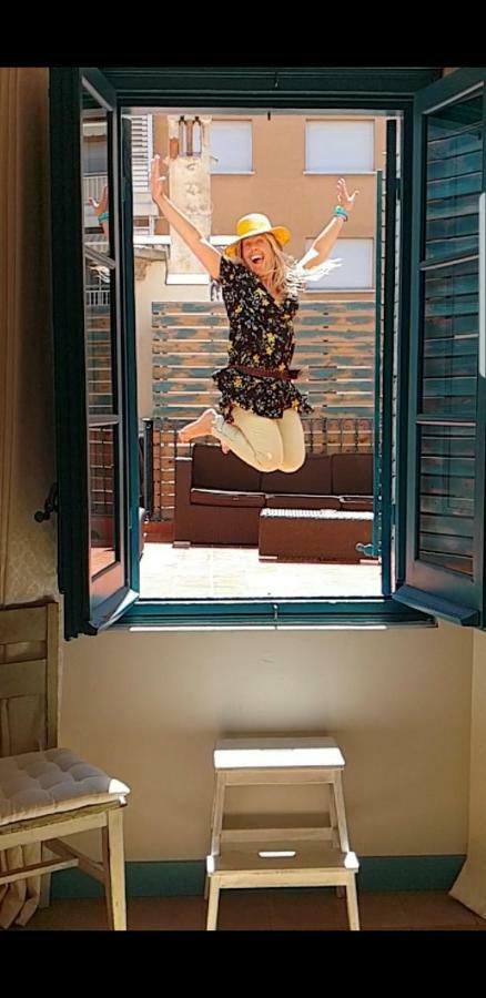 Hotel Hostal Chic Sant Feliu de Guíxols Dış mekan fotoğraf